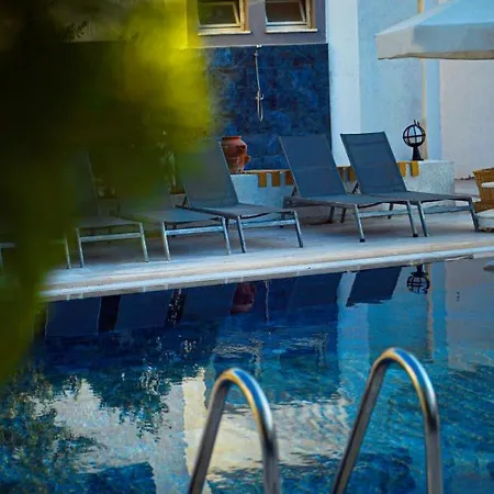 Tangiers Ex Marina Bay Hotel