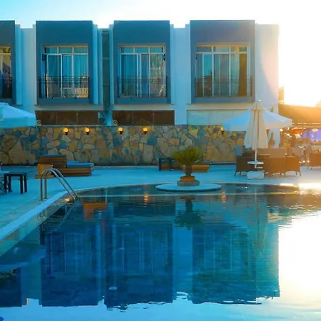 Tangiers Ex Marina Bay Отель *