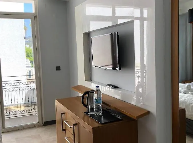 Tangiers Ex Marina Bay Otel Bodrum