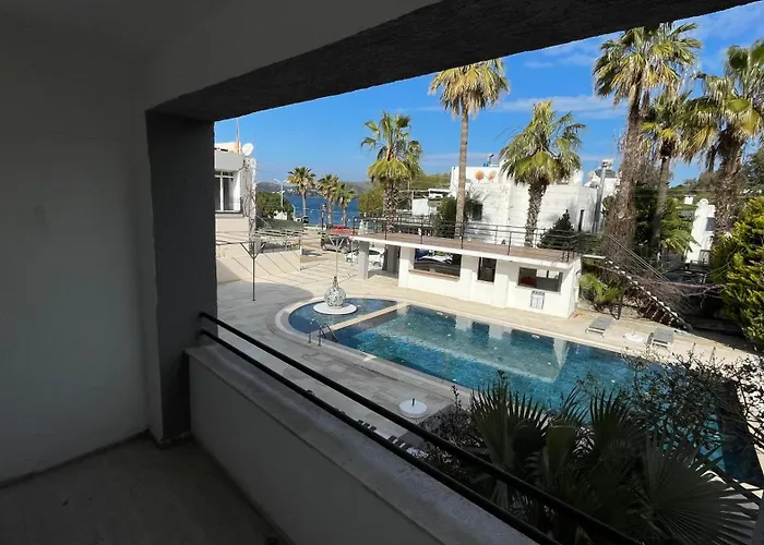 Otel Tangiers Ex Marina Bay