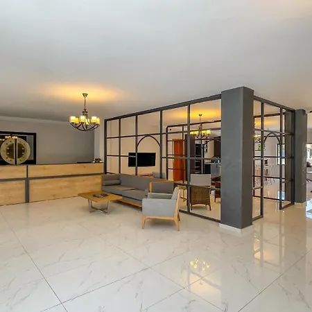 ホテル Tangiers Ex Marina Bay ボドルム